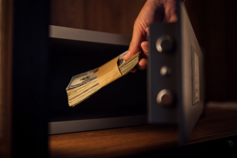 Safe Deposit Boxes: The Definitive Guide - Kcolefas